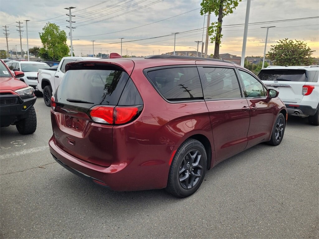 Used 2018 Chrysler Pacifica Touring L Plus Van