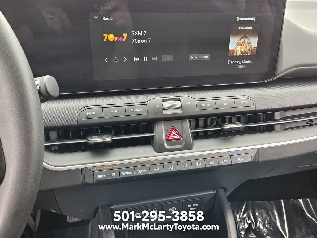 2025 Kia K4 LXS - Photo 17