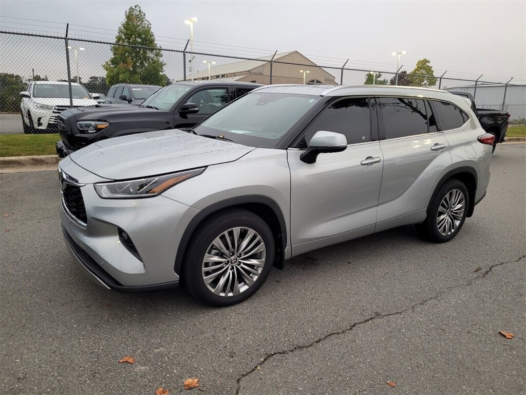 Used 2020 Toyota Highlander Platinum SUV