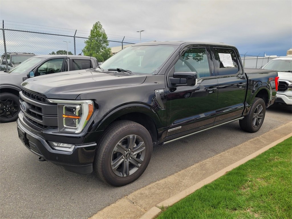 2023 Ford F-150 XLT photo 2