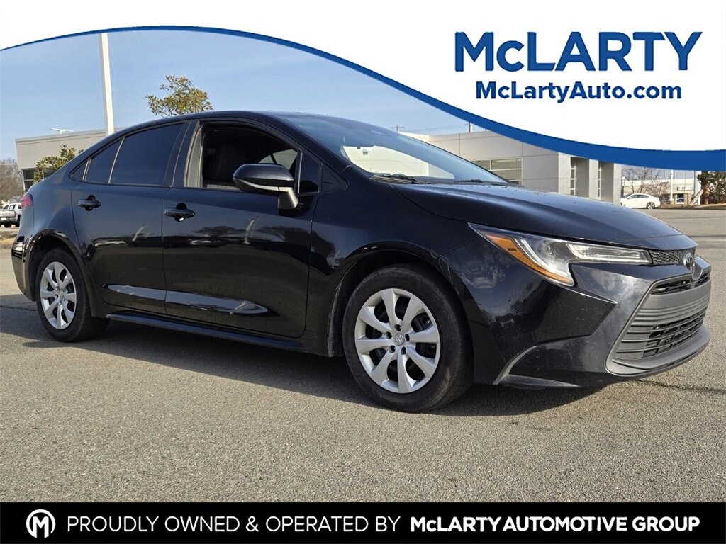 Used 2023 Toyota Corolla LE Sedan