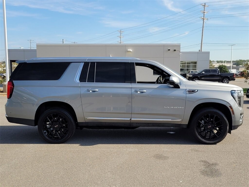 Used 2025 GMC Yukon XL Elevation SUV