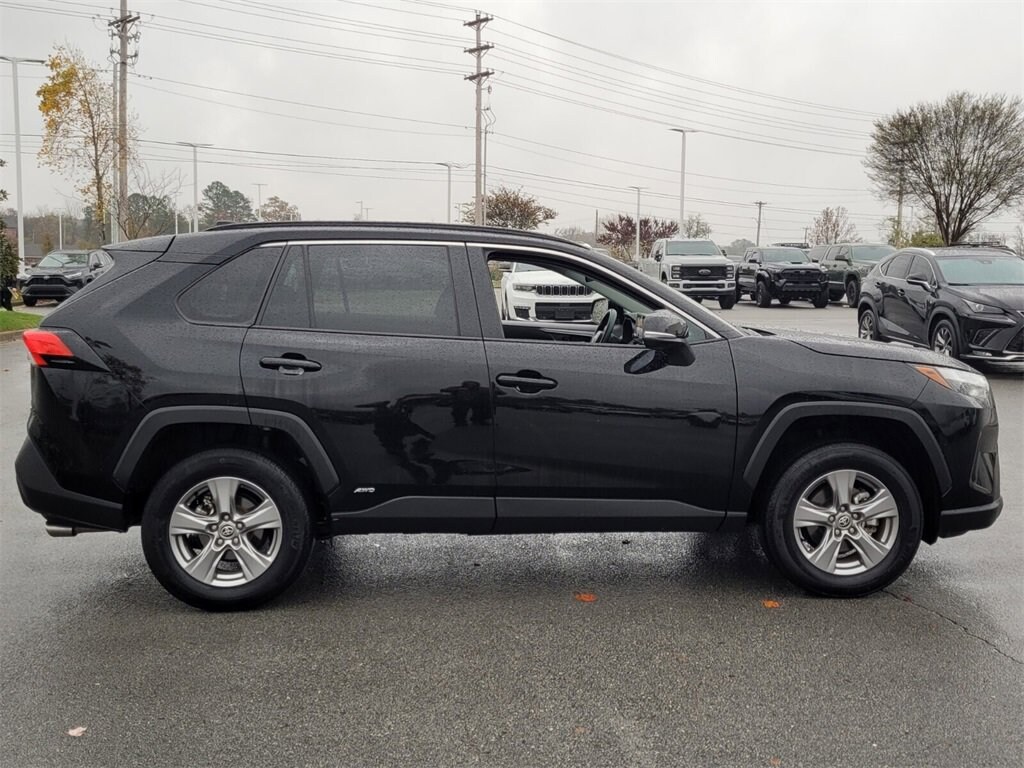 Used 2025 Toyota RAV4 Hybrid XLE SUV
