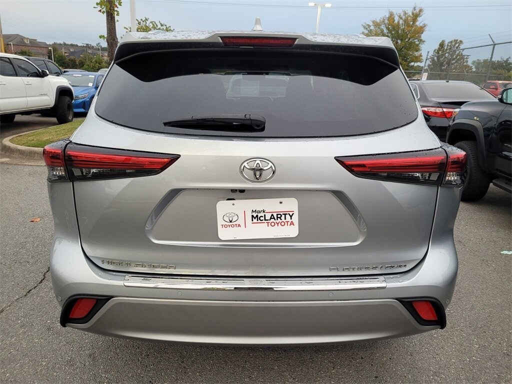 Used 2020 Toyota Highlander Platinum SUV