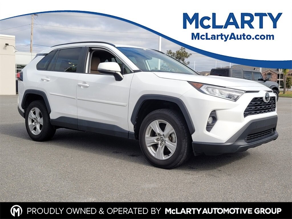 Used 2021 Toyota RAV4 XLE SUV