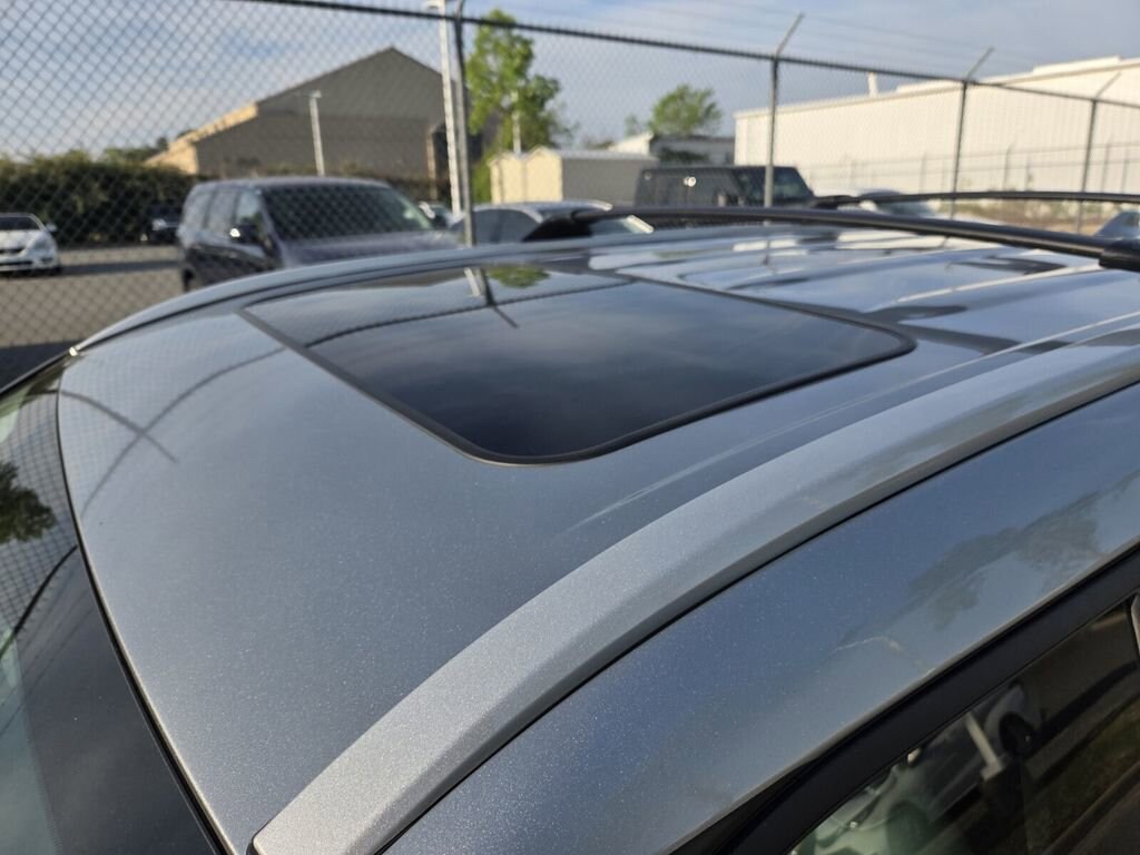 Used 2024 Toyota Highlander LE SUV