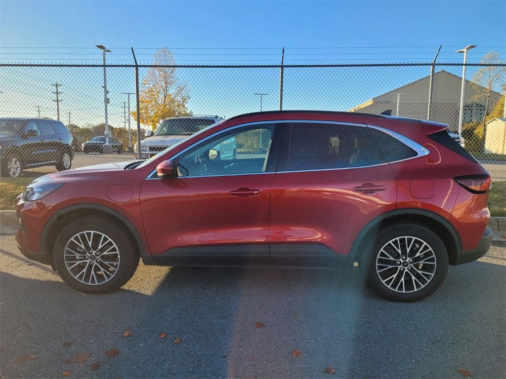 2025 Ford Escape Plug-In Hybrid Base photo 3