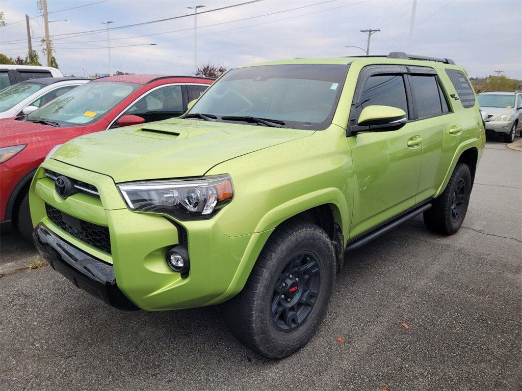 2023 Toyota 4Runner TRD Off-Road Premium photo 3
