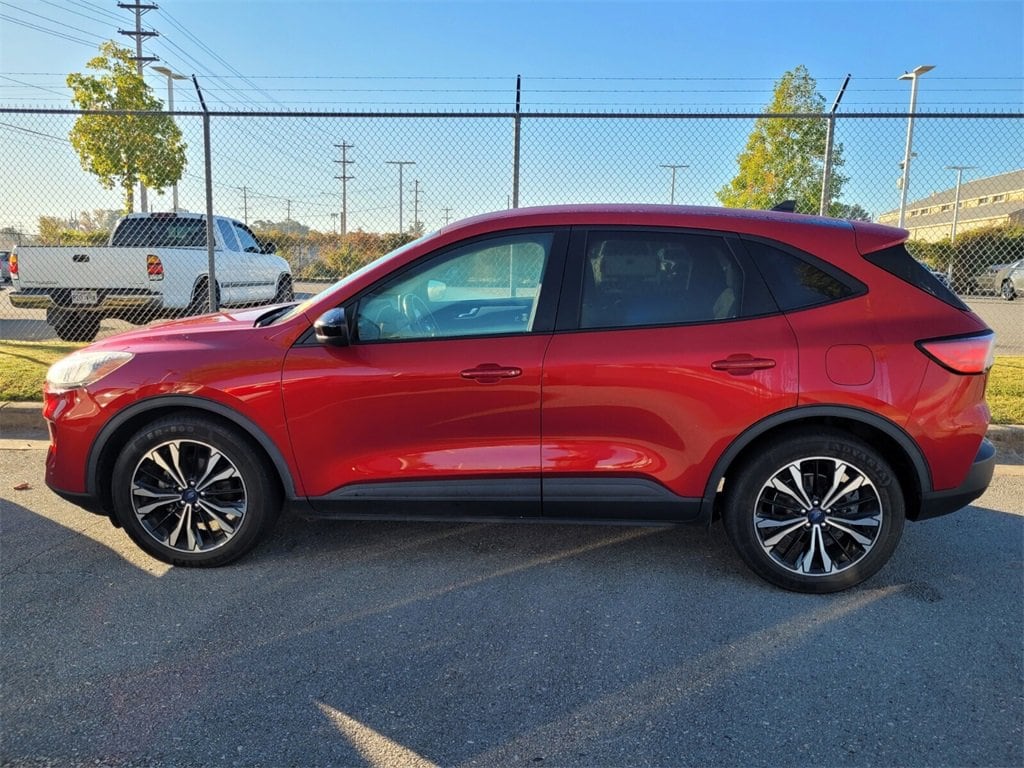 Used 2021 Ford Escape SE SUV