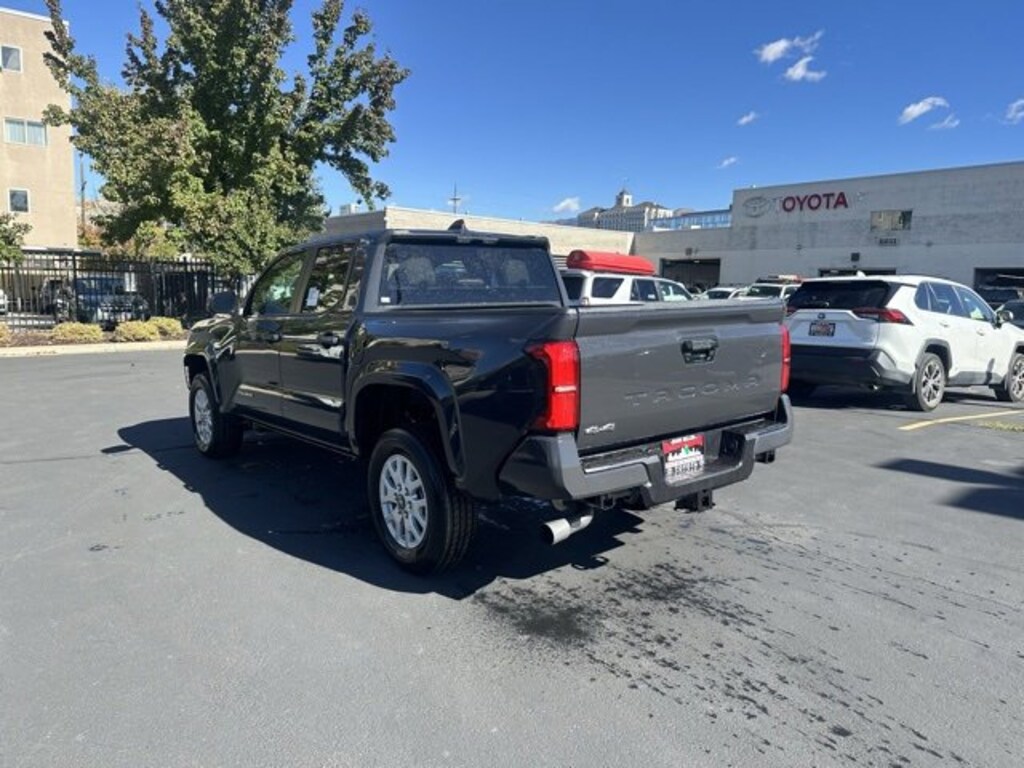 New 2025 Toyota Tacoma SR5 Truck Double Cab