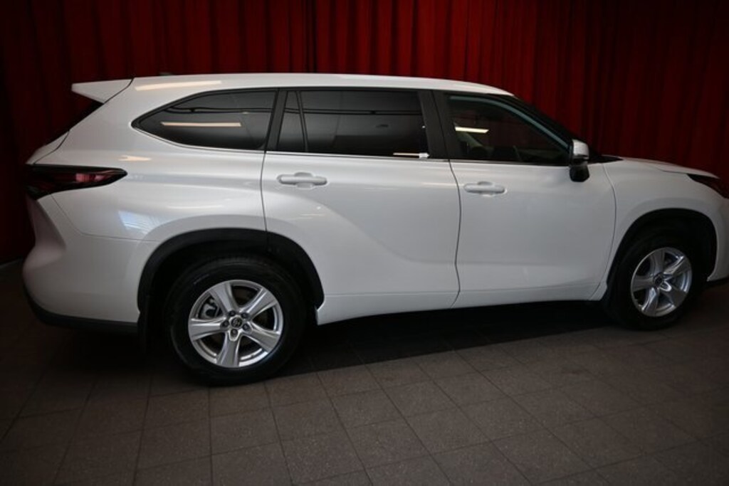 Certified 2024 Toyota Highlander LE SUV