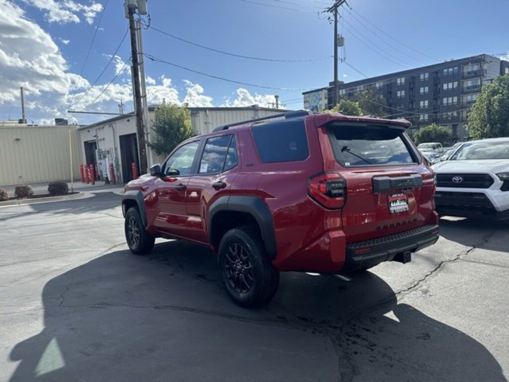 New 2025 Toyota 4Runner SR5 SUV