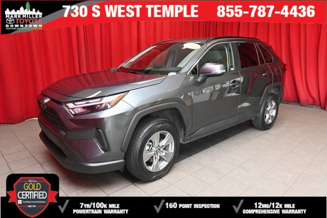 2025 Toyota RAV4 XLE's photo