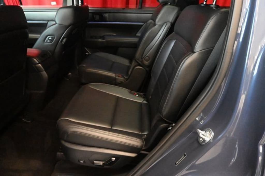 Used 2025 Hyundai Santa Fe Hybrid Calligraphy SUV