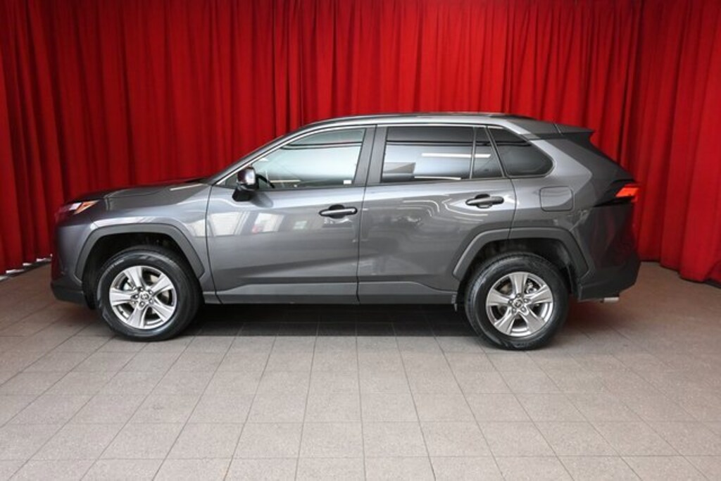Used 2025 Toyota RAV4 XLE SUV