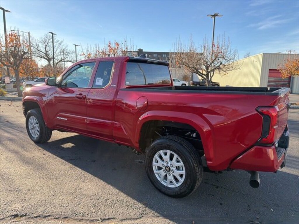 New 2025 Toyota Tacoma SR5 Truck XtraCab