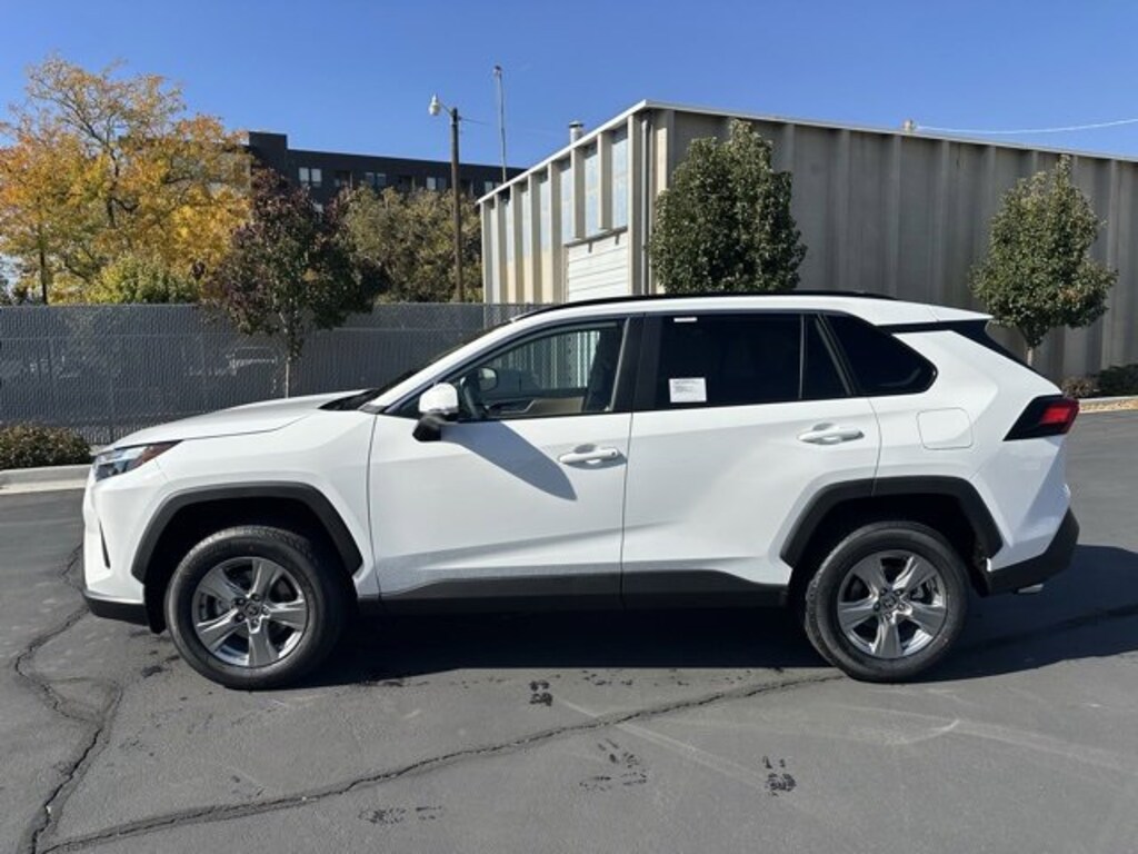 New 2025 Toyota RAV4 XLE SUV
