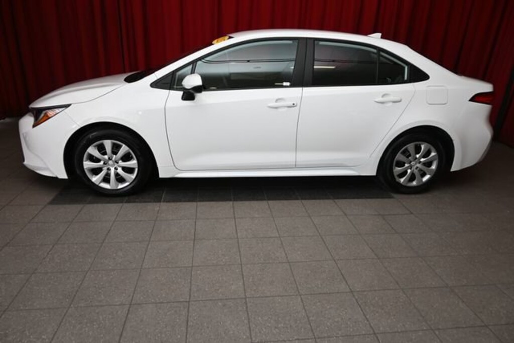 Certified 2025 Toyota Corolla LE Sedan
