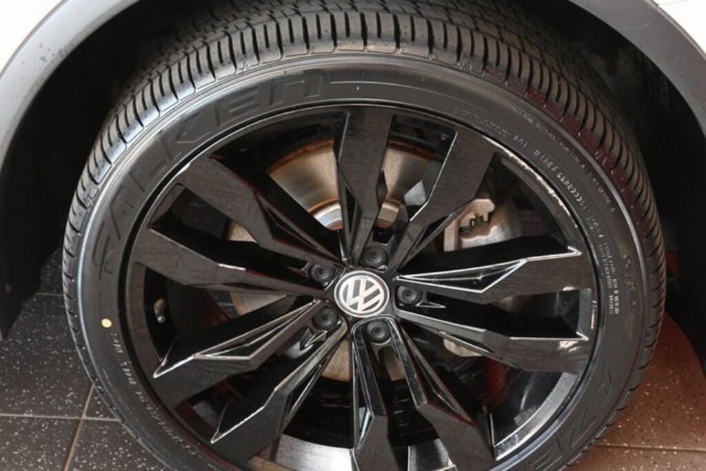 Used 2021 Volkswagen Tiguan 2.0T SE R-Line Black 4MOTION SUV