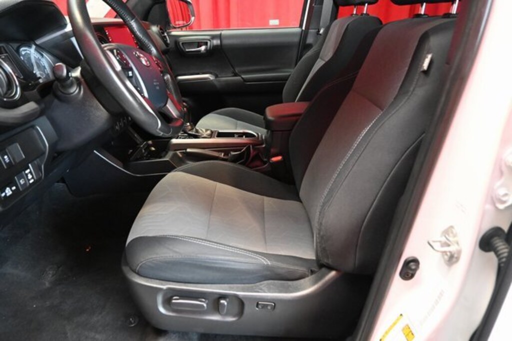 Certified 2020 Toyota Tacoma Truck Double Cab