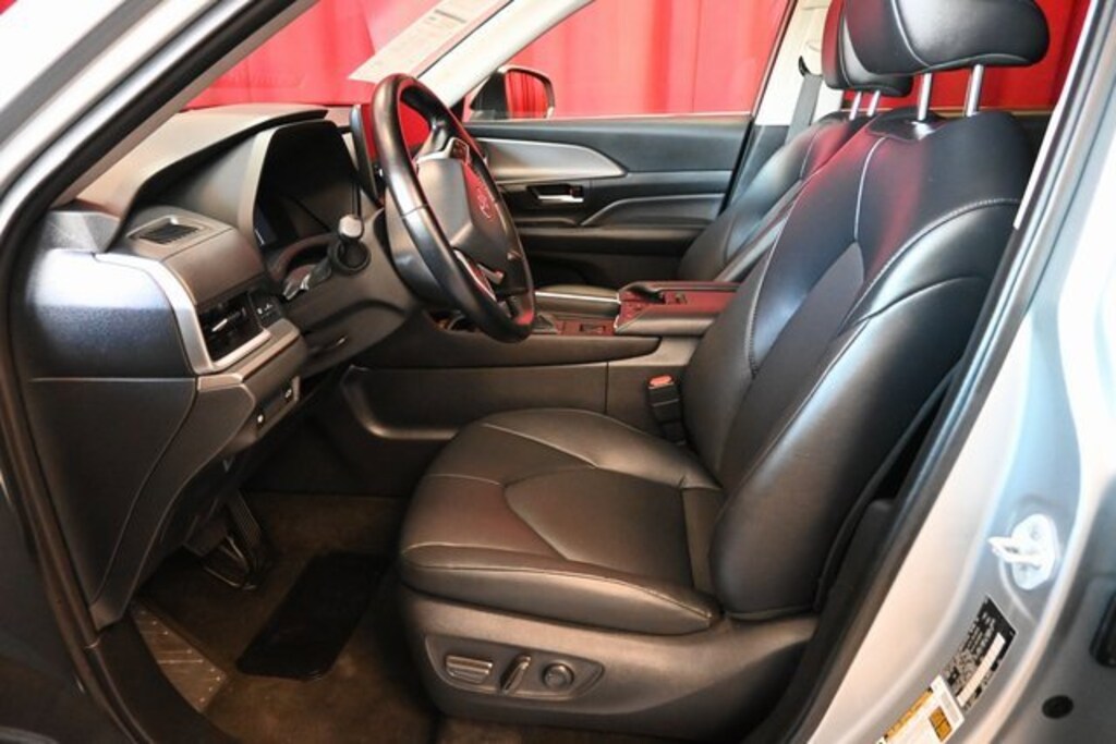 Certified 2024 Toyota Grand Highlander XLE SUV