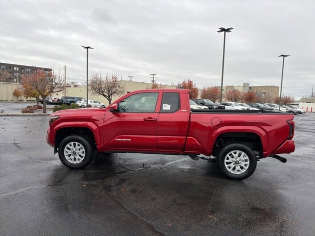 New 2026 Toyota Tacoma SR5 Truck XtraCab