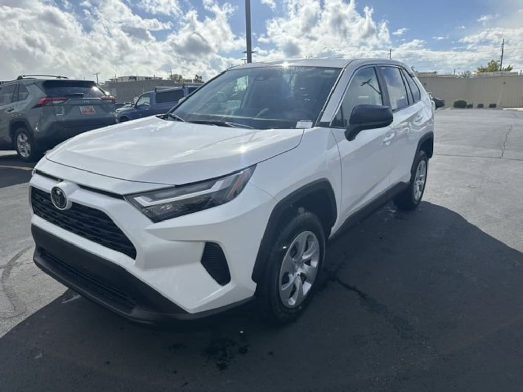 New 2025 Toyota RAV4 LE SUV