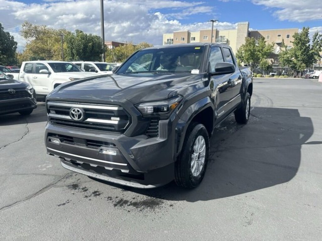 New 2025 Toyota Tacoma SR5 Truck Double Cab
