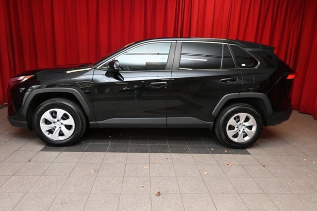 Used 2024 Toyota RAV4 LE SUV