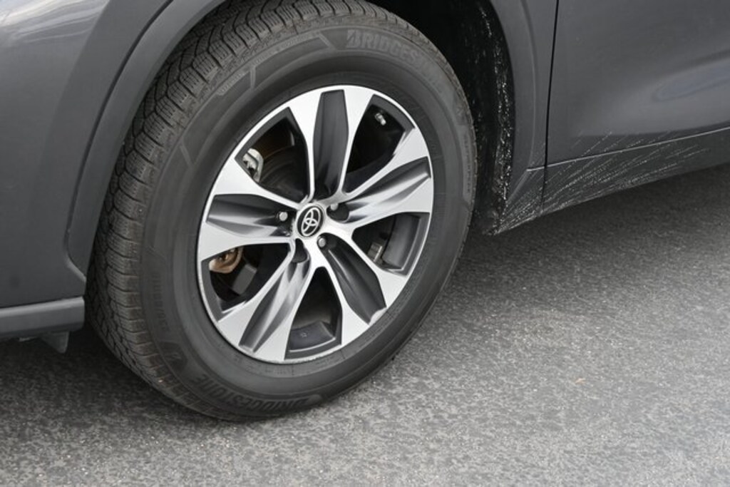 Certified 2023 Toyota Highlander Hybrid XLE SUV