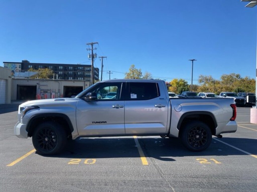 New 2026 Toyota Tundra i-FORCE MAX Limited i-FORCE MAX Truck CrewMax