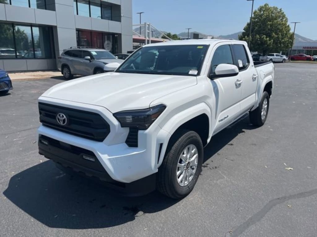 New 2025 Toyota Tacoma SR5 Truck Double Cab