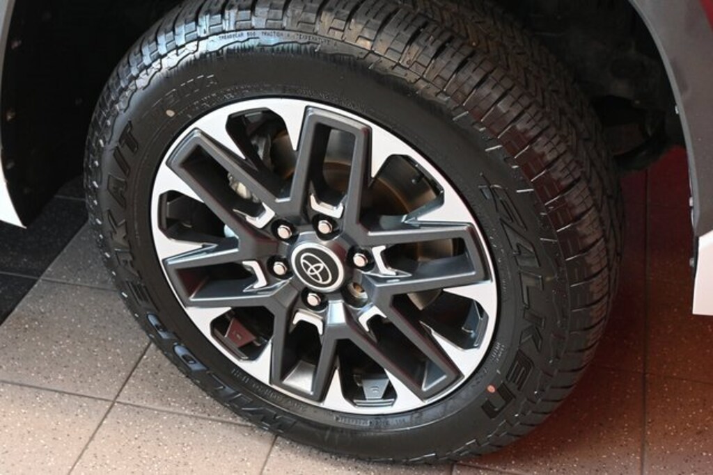 Used 2023 Toyota Tundra Limited 3.5L V6 Truck CrewMax