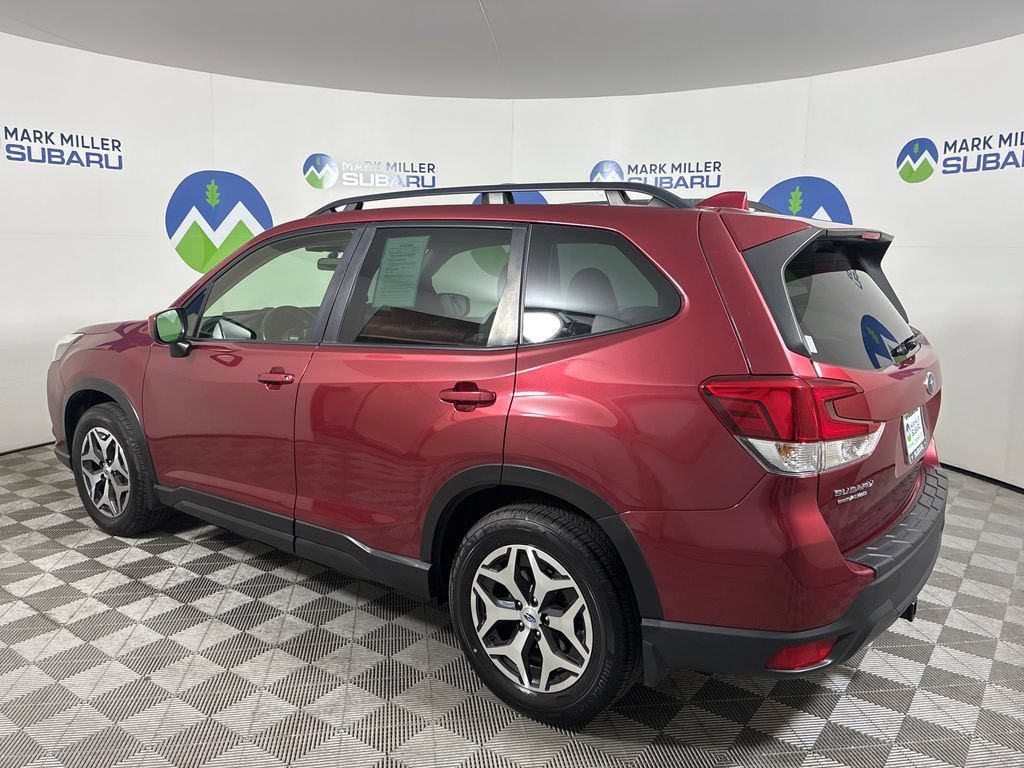 Used 2023 Subaru Forester Premium SUV