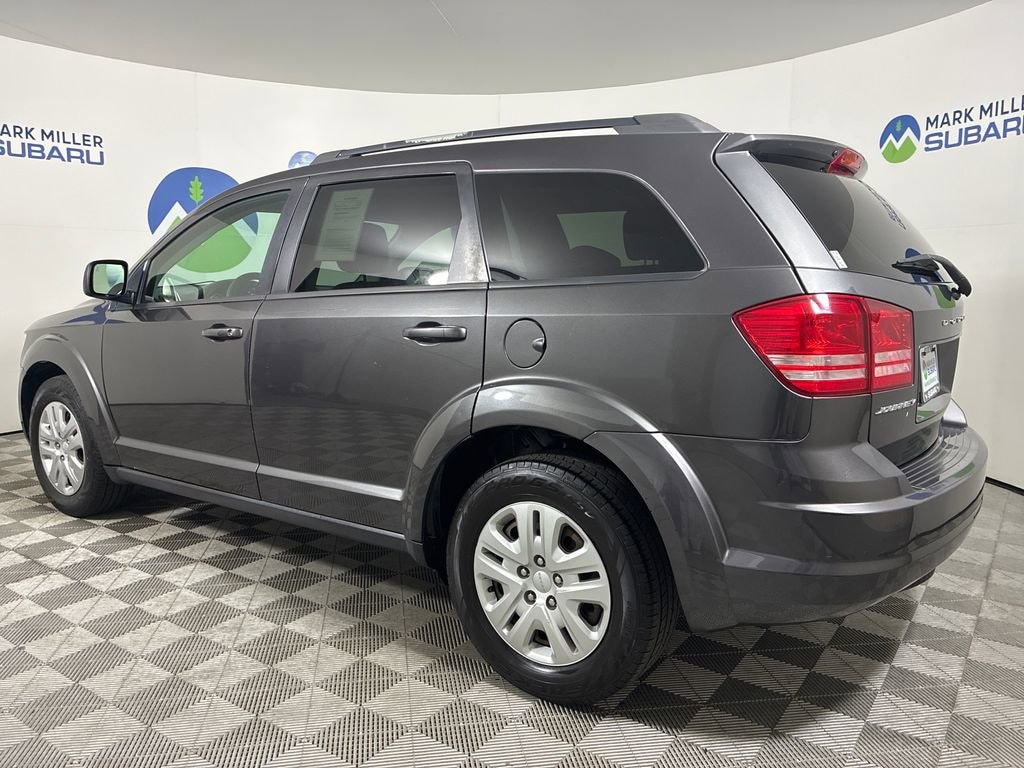Used 2018 Dodge Journey SE SUV