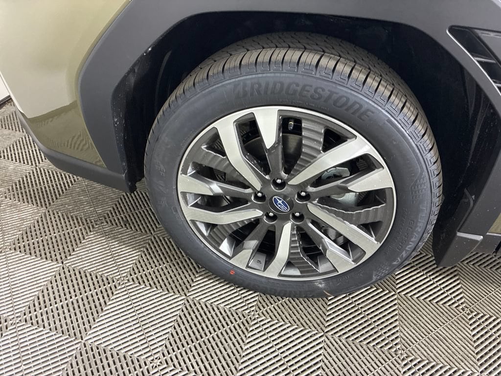 2026 Subaru Forester Touring - Photo 15