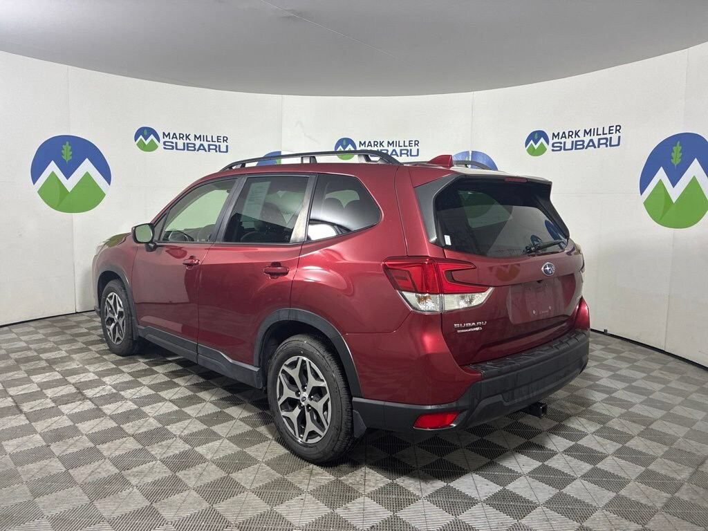 Used 2023 Subaru Forester Premium SUV