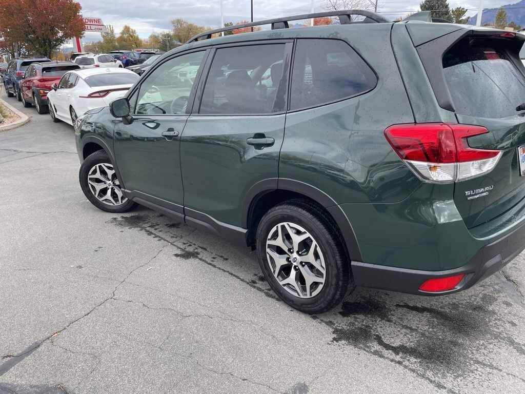 Used 2023 Subaru Forester Premium SUV