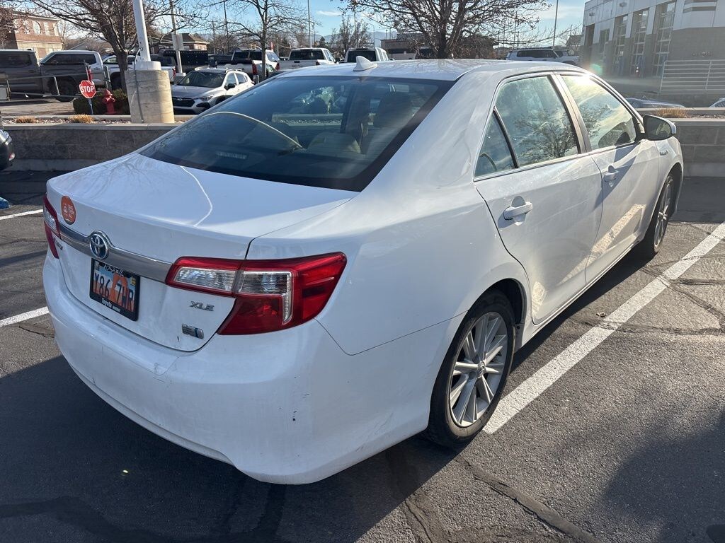Used 2012 Toyota Camry Hybrid LE Sedan