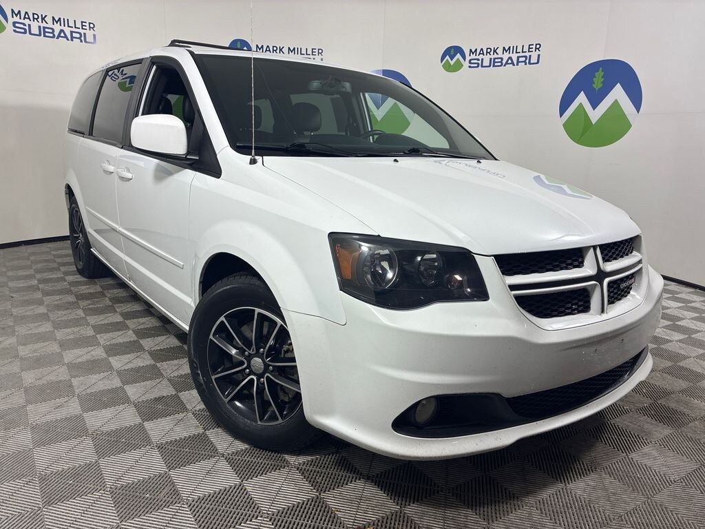 Used 2017 Dodge Grand Caravan GT Minivan/Van