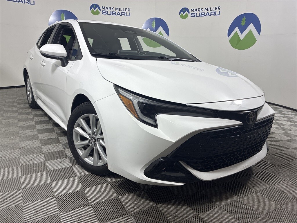 Used 2023 Toyota Corolla Hatchback SE Hatchback