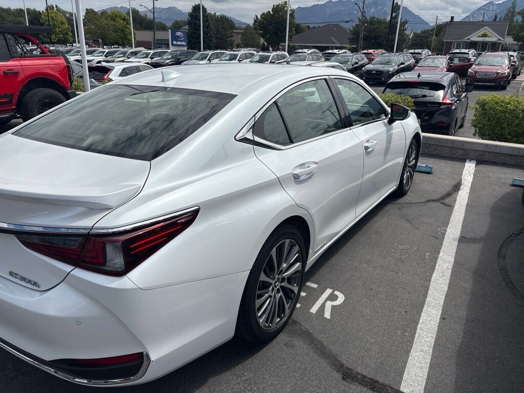 Used 2019 Lexus ES 300h Sedan