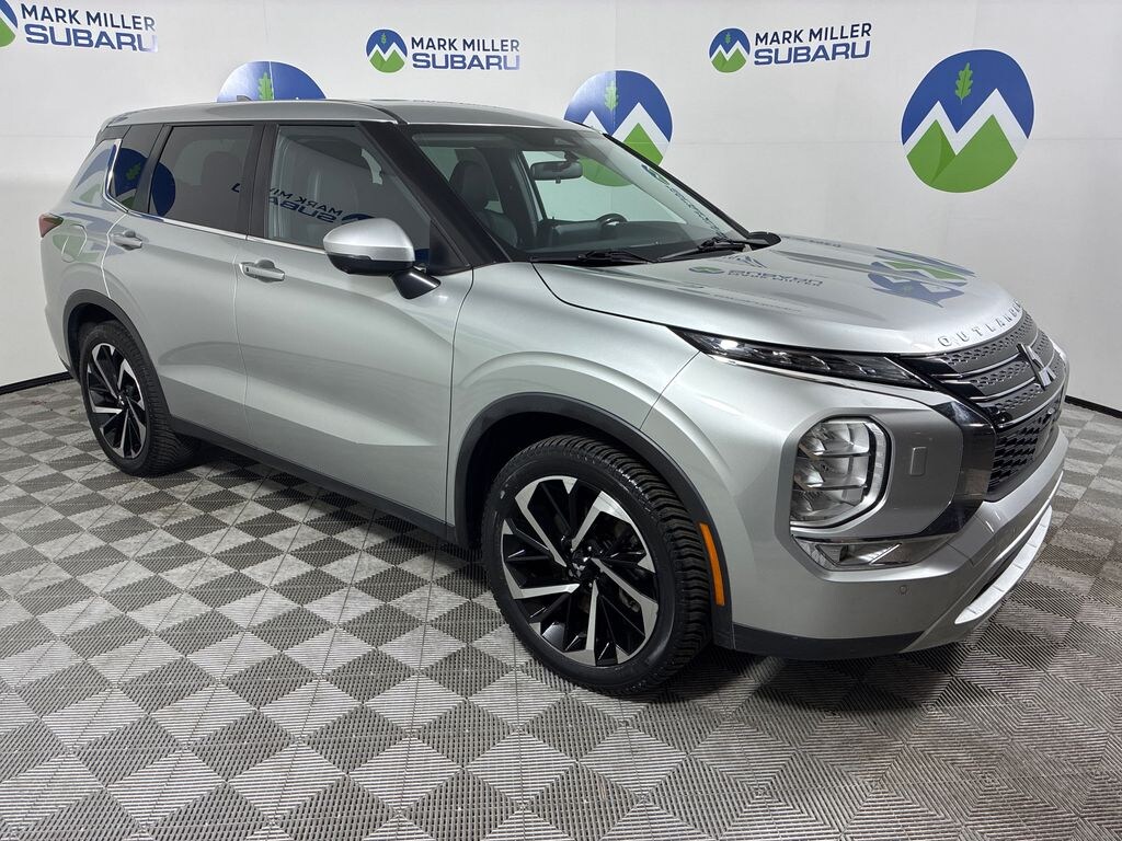 Used 2022 Mitsubishi Outlander SE SUV