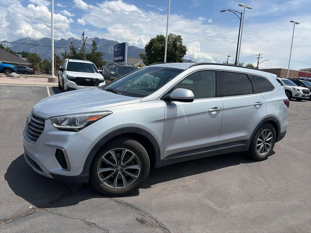 Used 2017 Hyundai Santa Fe SE SUV