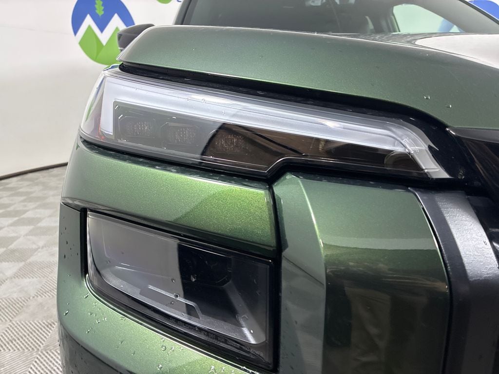 New 2026 Subaru Outback Touring XT SUV