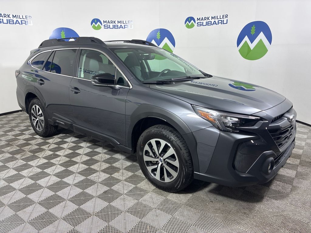 Used 2025 Subaru Outback Premium SUV