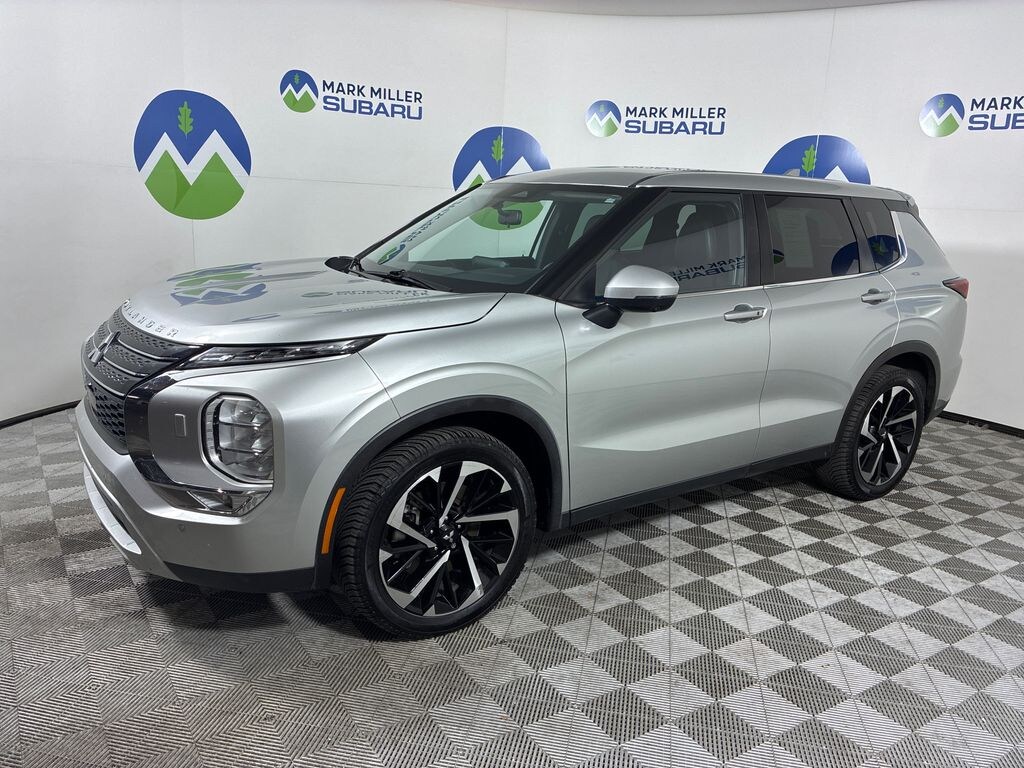 Used 2022 Mitsubishi Outlander SE SUV