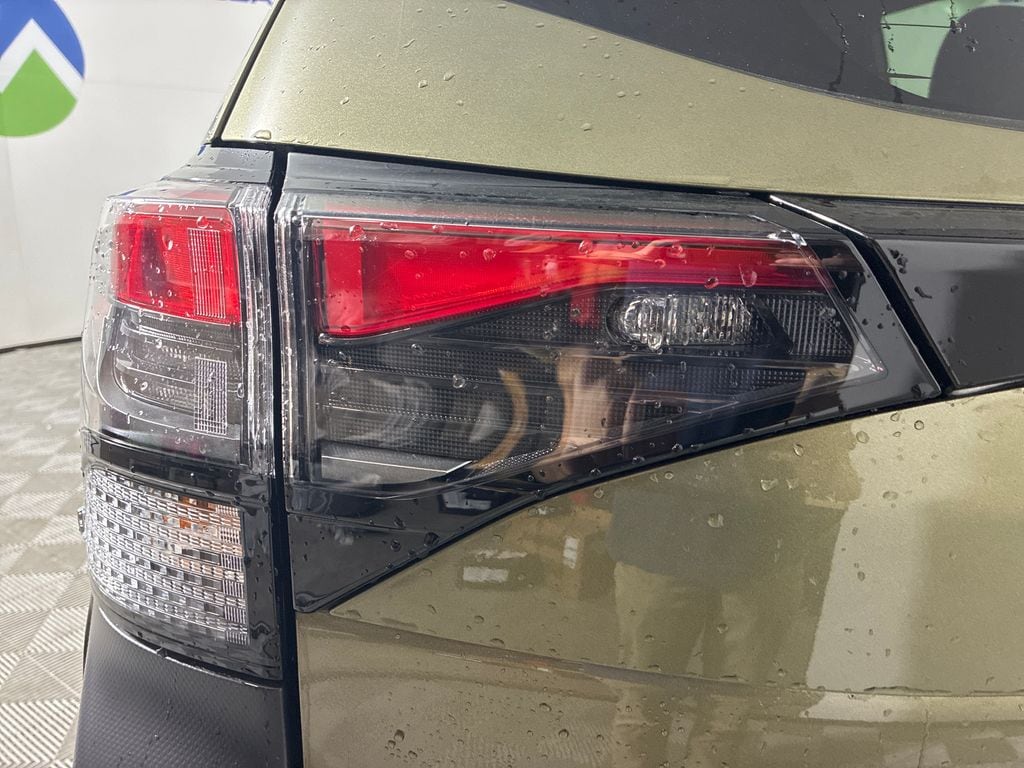 2026 Subaru Forester Wilderness - Photo 10