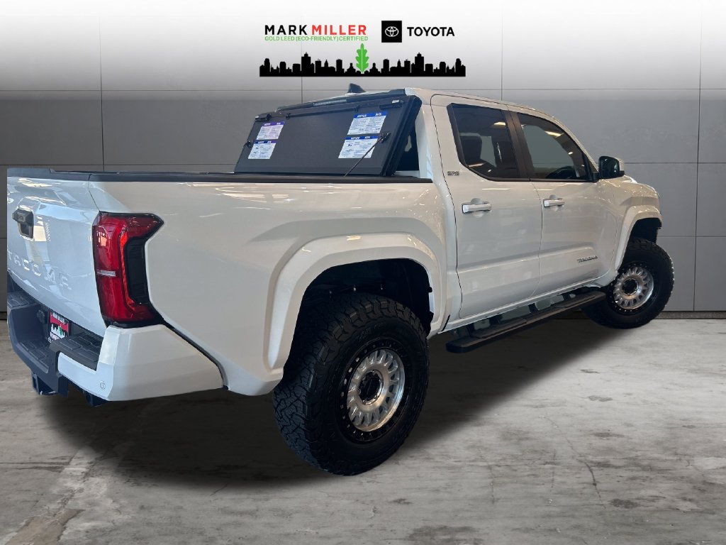 2026 Toyota Tacoma SR5 - Photo 7