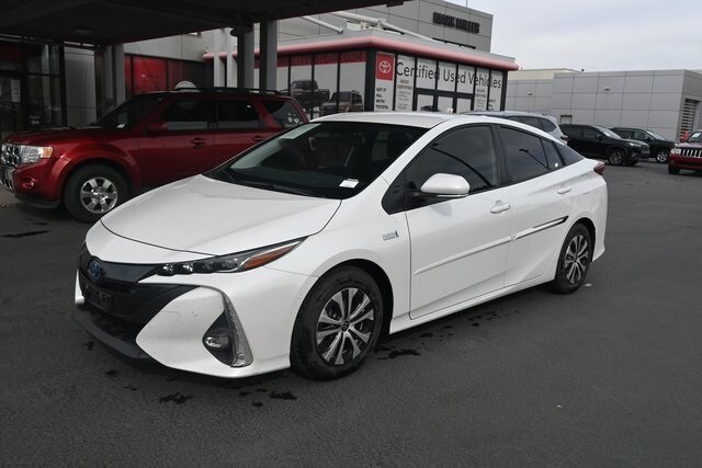 2022 Toyota Prius Prime Limited photo 3